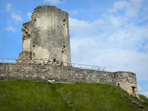 Fère-en-Tardenois - Resti del Castello di Fère-en-Tardenois (fortezza medievale)