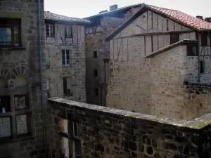 Figeac - Stone houses of the old town, in the Quercy