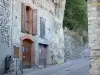 Foix - Facade of house in the Rue du Rocher street