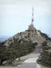 Força Réal - Radio relay at the top of the rocky outcrop
