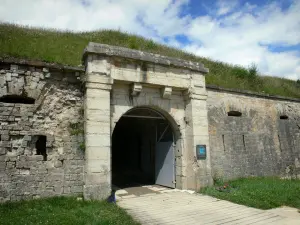 Forte del Mont-Bart - L'ingresso alla fortezza
