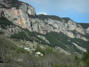 Freissinières valley - Rock faces, houses and trees; in the Écrins National Nature Park