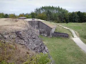 Fuerte de Douaumont - Exterior del fuerte
