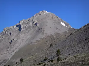 Gebirgspass Noyer - Vom Pass Noyer aus, Blick auf den trockenen Berg