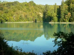 Génissiat dam - Reservoir of the dam