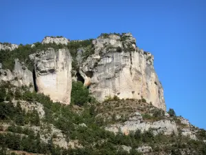 Gole della Jonte - Falesie (pareti rocciose) del Gorges de la Jonte, nel Parco Nazionale delle Cévennes
