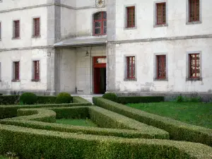 Grande Chartreuse monastery - Flowerbed and building of the Grande Chartreuse monastery