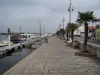 Le Grau-du-Roi - Promenade le long des bateaux amarrés