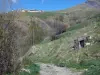 La Grave - Road and mountain; in the Écrins National Nature Park