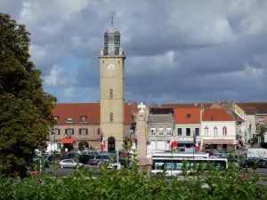 Gravelines - Glockenturm und Häuser der befestigten Stadt