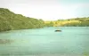 Het meer van Guerlédan - Gids voor toerisme, vakantie & weekend in de Morbihan