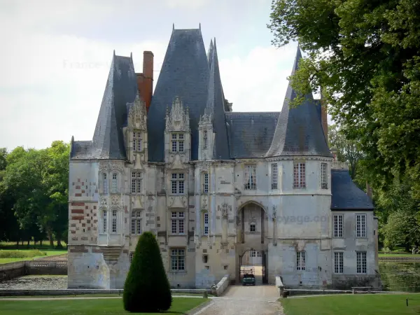 Het kasteel van O - Gids voor toerisme, vakantie & weekend in de Orne