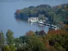 Het Lemanmeer - Van de bovenstad van Thonon-les-Bains, met uitzicht op het meer en het bos met de val van kleur