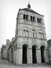 A igreja de Ébreuil - Guia de Turismo, férias & final de semana em Allier
