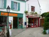 Île de Noirmoutier - Noirmoutier-en-l'Île : lampadaire, maison, boutique et restaurant