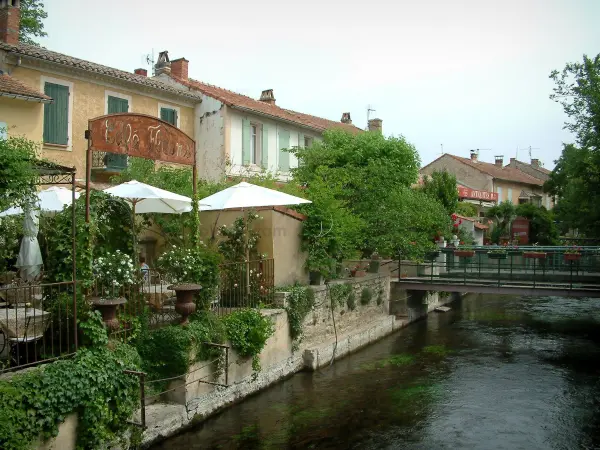 L'Isle-sur-la-Sorgue - Fluss Sorgue und Antiquitätenladen