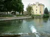 L'Isle-sur-la-Sorgue - The River Sorgue, the residence and the park with trees