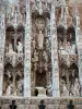 Koninklijk klooster van Brou - Binnen in de kerk van Brou flamboyante gotische stijl: kapel van Margaretha van Oostenrijk: Altaar van de zeven vreugden van de Maagd in de stad Bourg-en-Bresse