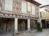 Labastide-d'Armagnac - Fachwerkhäuser des mittelalterlichen Dorfes