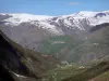 Landscapes of the Hautes-Alpes - Écrins National Nature Park (Écrins mountain range): mountains with snowy tops (snow), hamlets and prairies