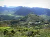 Landscapes of Réunion - Green, mountainous landscape from the Col de Bellevue pass