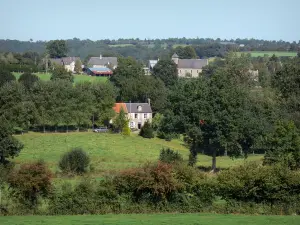 Landschaften der Normandie - Weiden, Häuser und Bäume