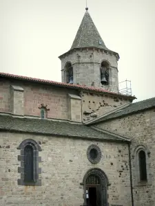 Langogne - Clocher de l'église Saint-Gervais-Saint-Protais