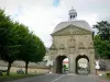 Langres - Porte des Moulins gate