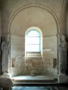 Laon - Dentro de la capilla de los Templarios