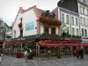 Lille - Terrasse de café et maisons du Vieux-Lille (vieille ville)