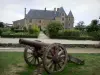 Logis de la Chabotterie - Cannon nel giardino primo piano, e la casa