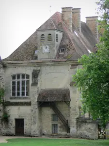 Longpont - Old Cistercian abbey of Notre-Dame de Longpont: abbey building