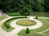 Le Lude castle - Gardens of Le Lude castle: pond of the bottom garden (French-style formal garden) along River Loir; in the town of Le Lude