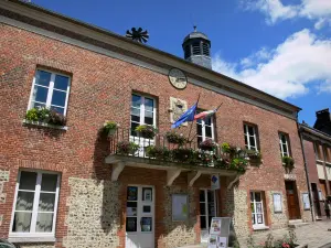 Lyons-la-Fôret - Rathaus (Bürgermeisteramt) und Verkehrsbüro von Lyons-la-Fôret