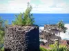 Manapany-les-Bains - Old lime kiln, wild coast and Indian Ocean