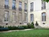 Le Marais - Hotel tuinbanken ingericht Lamoignon