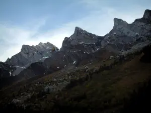 Massief van les Aravis - Bossen, pieken en rotswanden van de Aravis