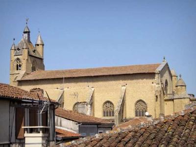 Mirande Tourism & Holiday Guide