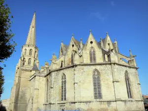 Mirepoix - Saint-Maurice cathedral of southern French Gothic style