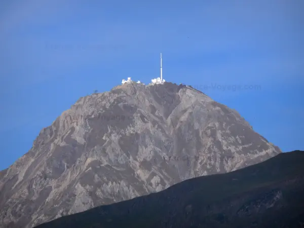 Mittagspitze von Bigorre - Bergspitze auf der sich das Observatorium der Mittagsspitze ( Pic du Midi) befindet