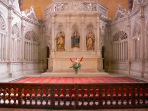 Moissac abbey - Saint-Pierre de Moissac abbey: inside Saint-Pierre church: choir
