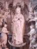 Monastère royal de Brou - Intérieur de l'église de Brou de style gothique flamboyant : chapelle de Marguerite d'Autriche : sculptures du retable des Sept Joies de la Vierge (Assomption)