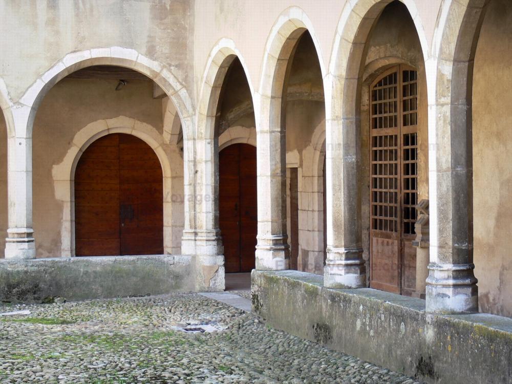 Monastère royal de Brou - Arcades du troisième cloître