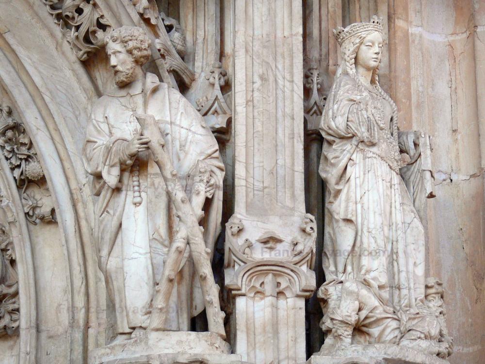 Monastère royal de Brou - Intérieur de l'église de Brou : sculptures du tombeau de Marguerite de Bourbon