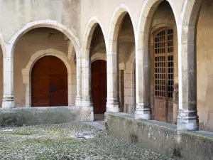 Monasterio real de Brou - Arcos del tercer claustro