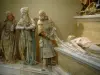 Monestiés - Inside of the Saint-Jacques chapel: polychromatic stone statues of Entombment