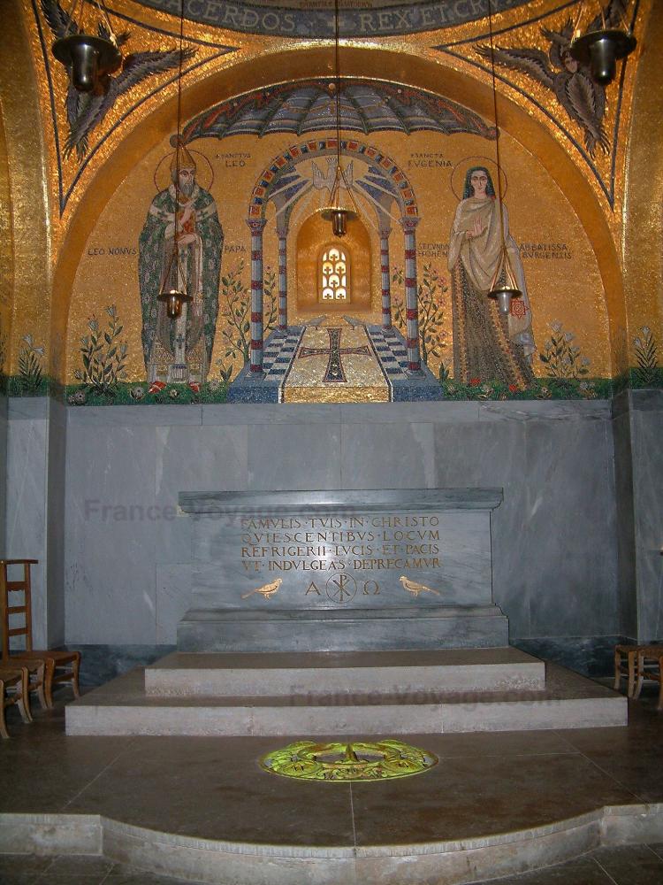 Le mont Sainte-Odile - Mont Sainte-Odile: Couvent (monastère) : intérieur de la chapelle des Larmes