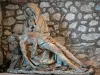 Montluçon - Binnen in de kerk van Onze-Lieve-Vrouw: Pieta (Maagd van Barmhartigheid)