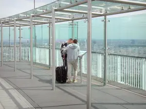 Montparnasse toren - Bezoek het dakterras uitgerust met oriëntatie tabellen