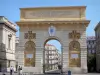 Montpellier - Triumphal arch, law courts and buildings of the city